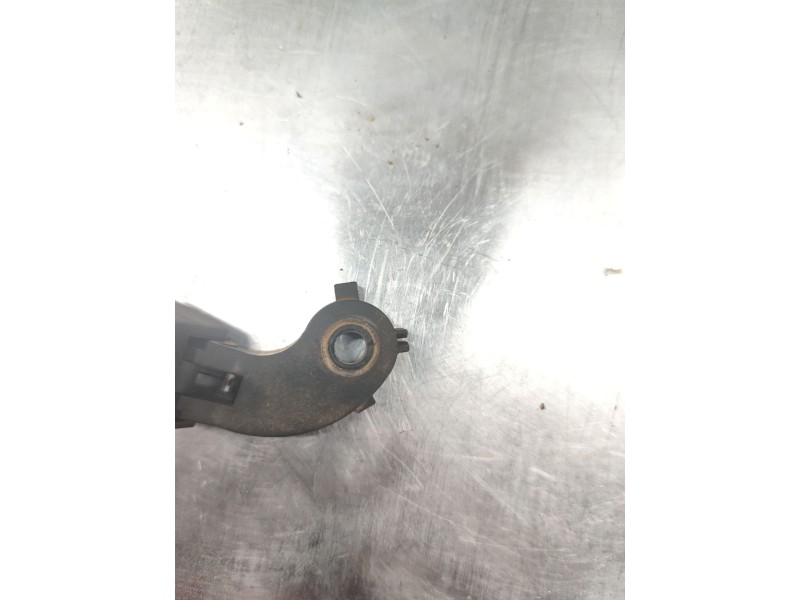 Recambio de brazo limpia trasero para mg mg zs suv (azs1) 1.5 vti referencia OEM IAM 10675785  