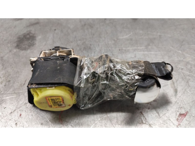 Recambio de cinturon seguridad delantero derecho para kia niro i (de) e-niro referencia OEM IAM 88820Q4100WK  