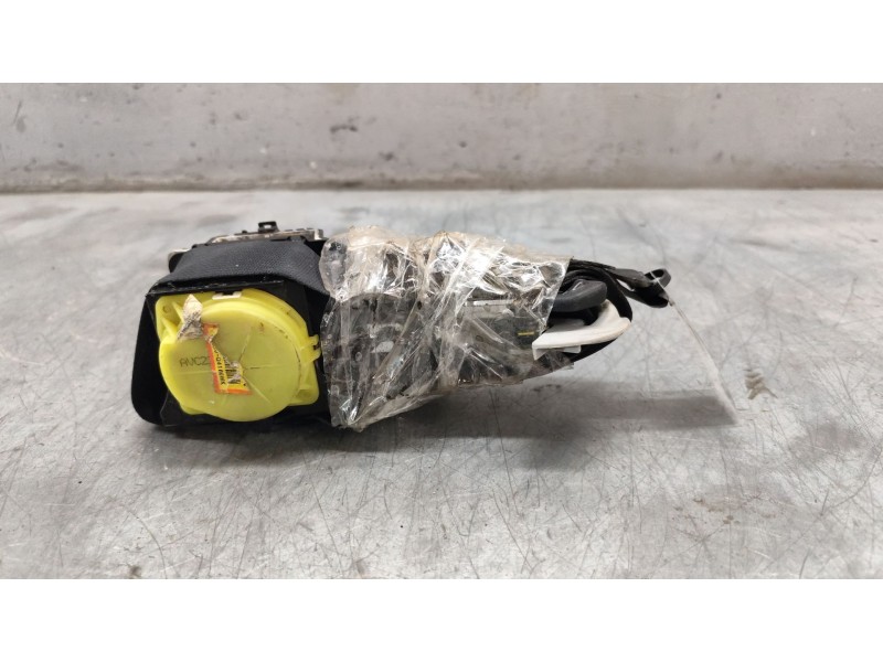 Recambio de cinturon seguridad delantero derecho para kia niro i (de) e-niro referencia OEM IAM 88820Q4100WK  