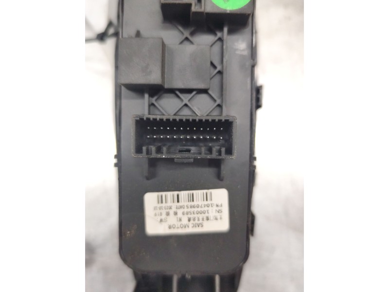 Recambio de mando elevalunas delantero izquierdo para mg mg zs suv (azs1) 1.5 vti referencia OEM IAM 100003589  