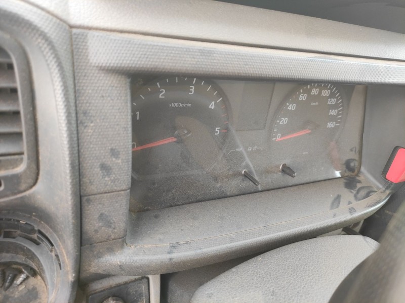 nissan nt400 cabstar (f24m) del año 2014