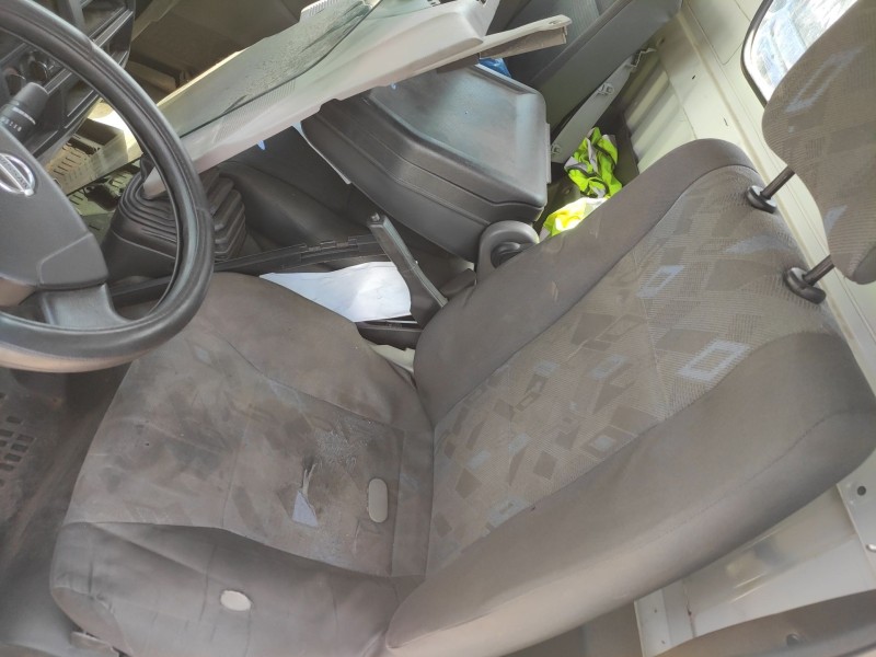 nissan nt400 cabstar (f24m) del año 2014