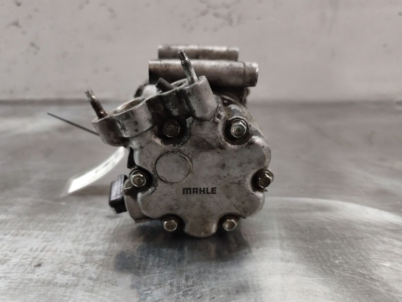 Recambio de compresor aire acondicionado para peugeot 207 x-line referencia OEM IAM 72440456  