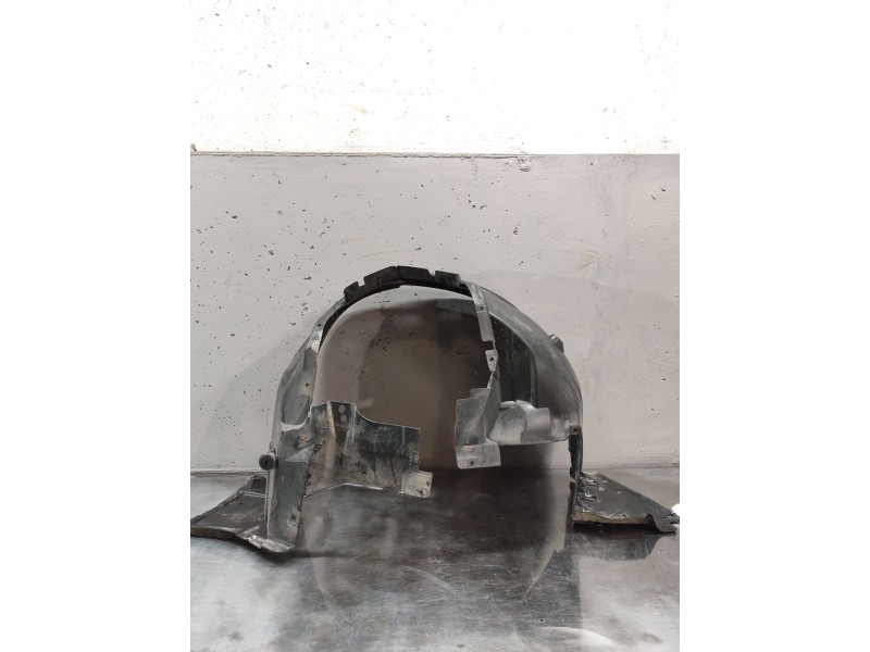 Recambio de paso de rueda trasero izquierdo para bmw x5 (e70) xdrive 30 d referencia OEM IAM   