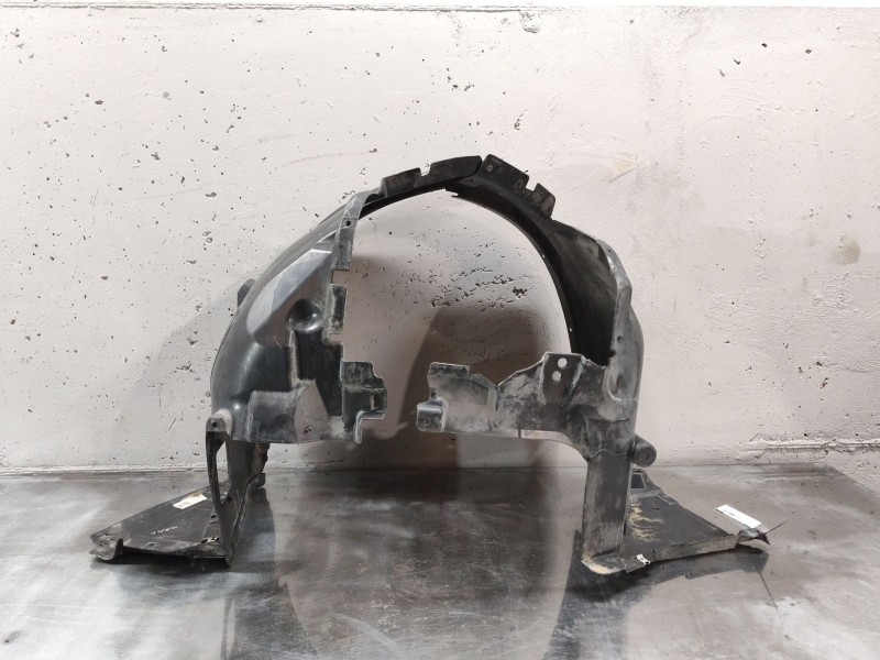 Recambio de paso de rueda delantero derecho para bmw x5 (e70) xdrive 30 d referencia OEM IAM   