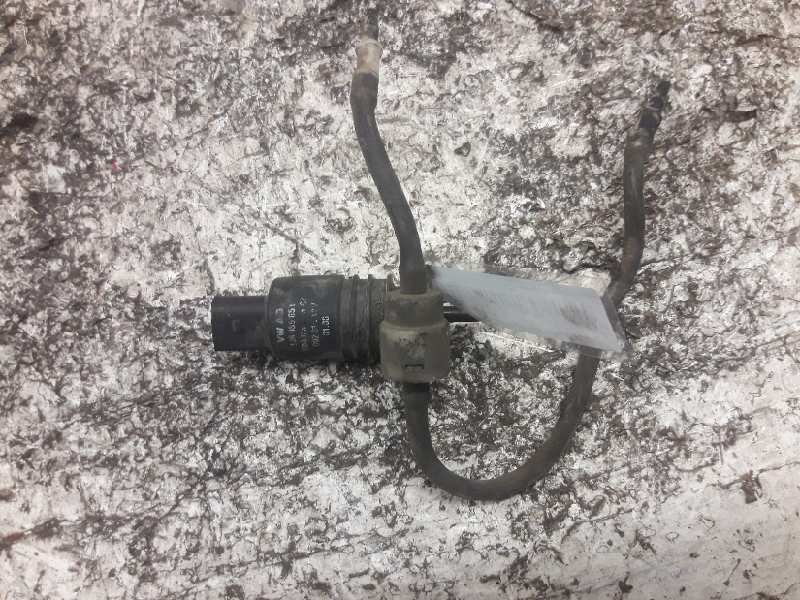 Recambio de bomba limpia para seat ibiza (6k1) free sky referencia OEM IAM 1J6958651 2 PINS 