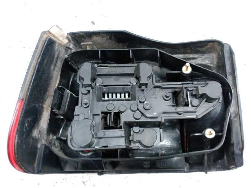 Recambio de piloto trasero derecho para seat ibiza (6k) básico referencia OEM IAM 6K6945112E  