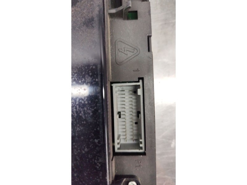 Recambio de cuadro instrumentos para renault scenic ii adventure by coronel tapiocca referencia OEM IAM p8200704463a  