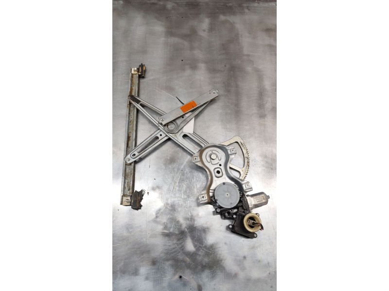 Recambio de elevalunas delantero izquierdo para toyota yaris (_p13_) 1.4 d (nlp130_) referencia OEM IAM   