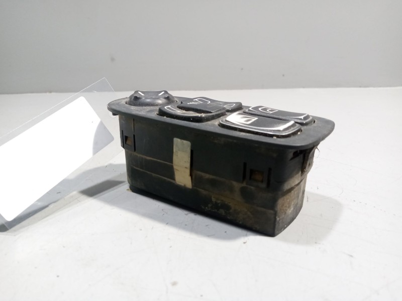 Recambio de mando elevalunas delantero izquierdo para daf serie xf105.xxx 12.9 diesel referencia OEM IAM 1788603  