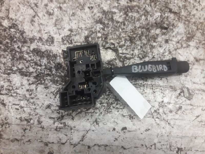 Recambio de mando intermitentes para nissan bluebird (910) berlina referencia OEM IAM  11 PINS 