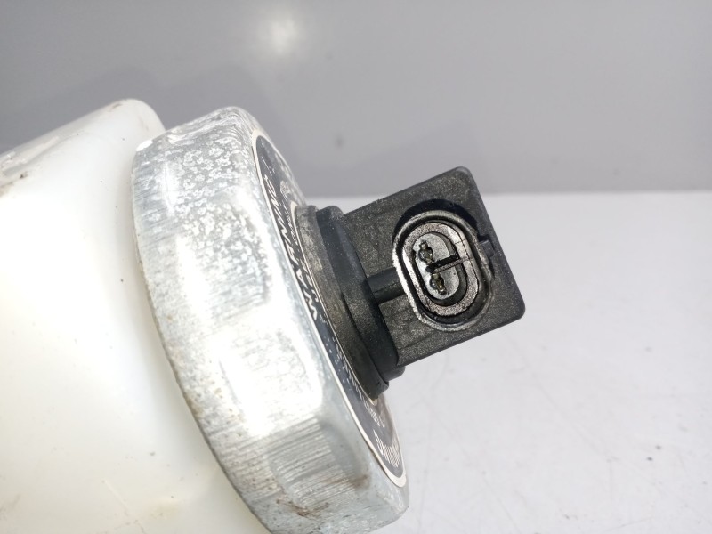 Recambio de bombin freno para iveco eurocargo 3.9 diesel referencia OEM IAM 4804129  