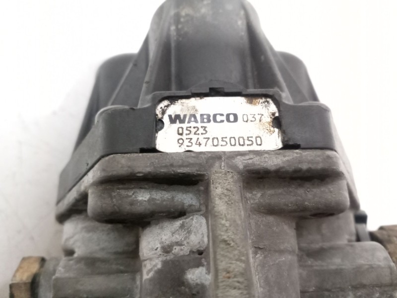 Recambio de valvula aire para mercedes-benz oc 500 le-1830h referencia OEM IAM 9347050050 A0034315706 A0034315406