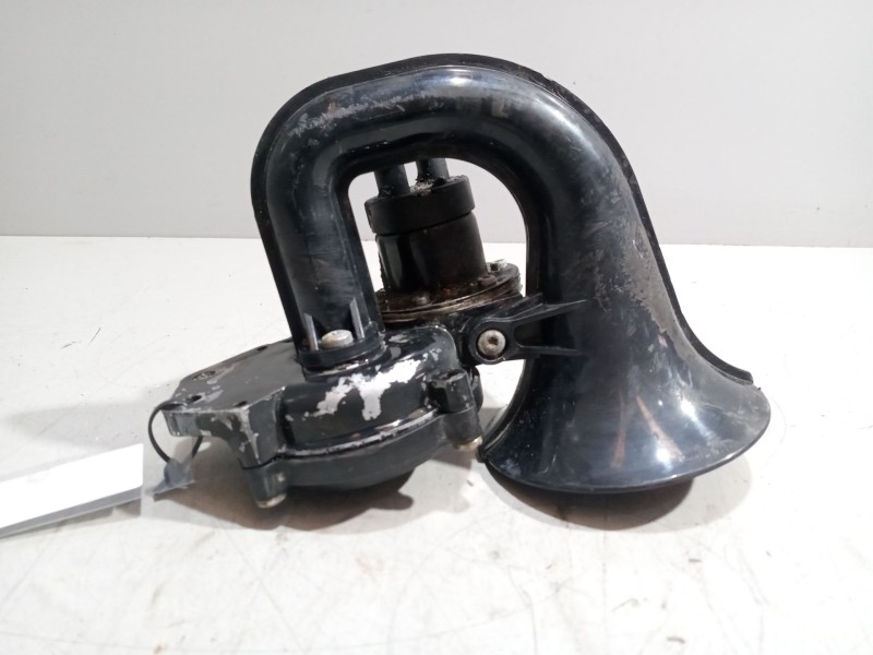 Recambio de claxon para scania serie 4 (p/r 124 l) 11.7 diesel referencia OEM IAM   