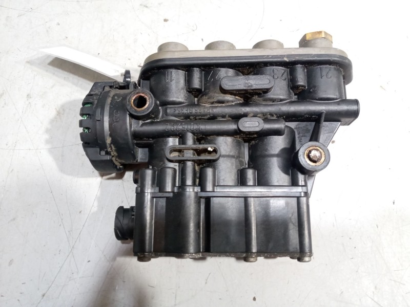 Recambio de valvula aire para renault magnum ab diesel referencia OEM IAM 21083657  K019820