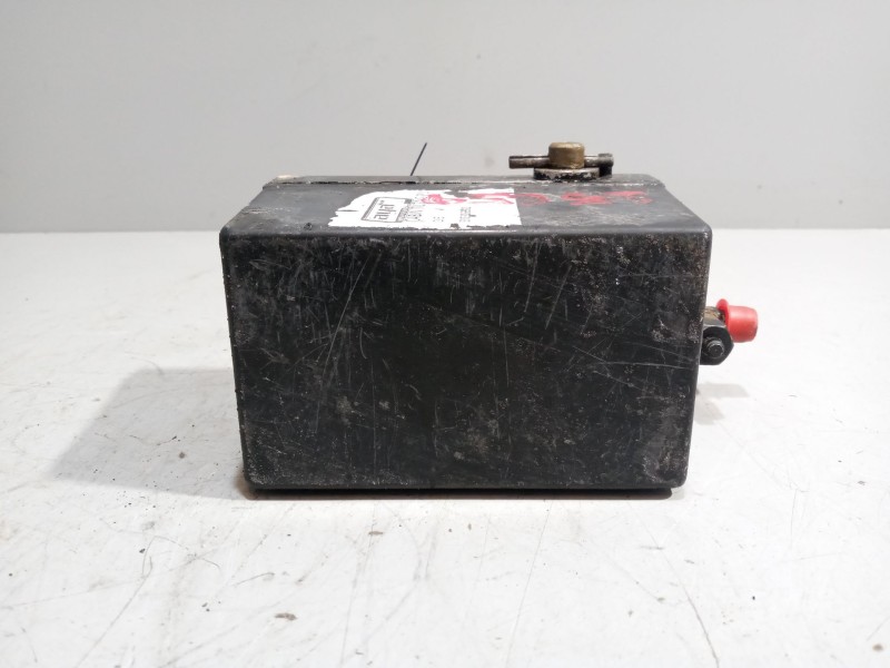 Recambio de bomba elevacion cabina para iveco eurocargo 3.9 diesel referencia OEM IAM 500316981  