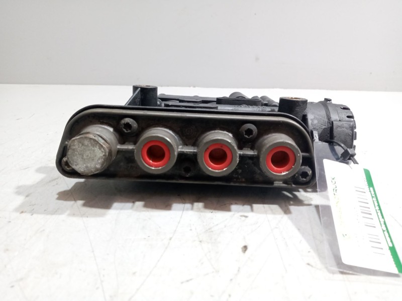 Recambio de valvula aire para renault magnum ab 2005 12.8 diesel referencia OEM IAM 21083657  K019820