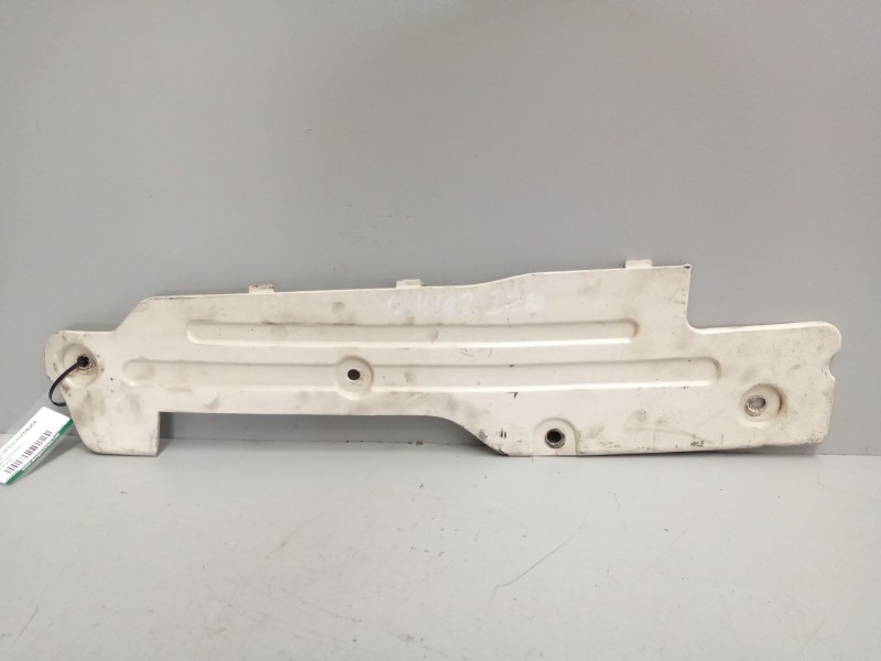 Recambio de molduras delanteras para volvo fh xxx 12.8 diesel referencia OEM IAM 20507020  