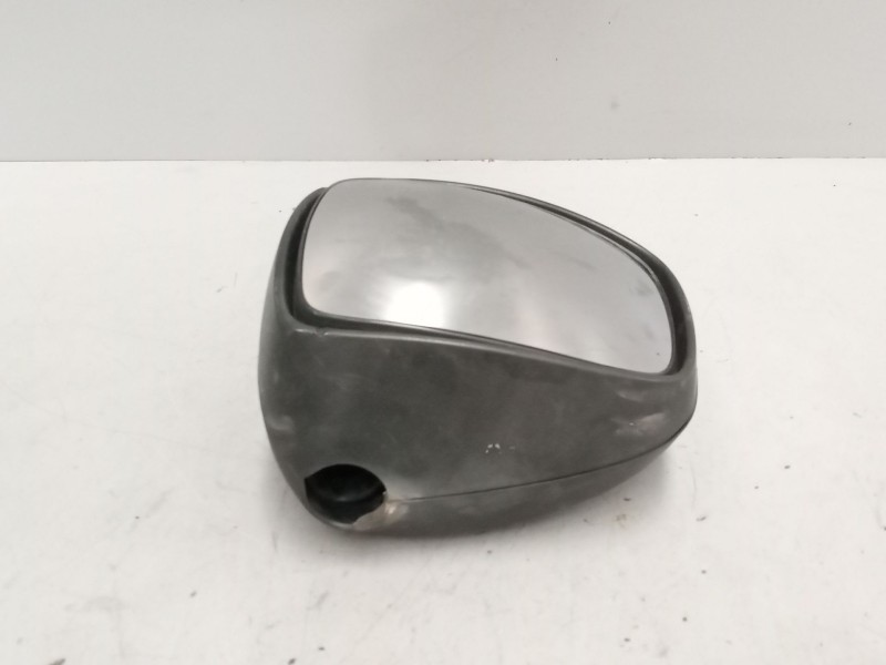 Recambio de retrovisor auxiliar para daf serie xf105.xxx 12.9 diesel referencia OEM IAM 1817860  