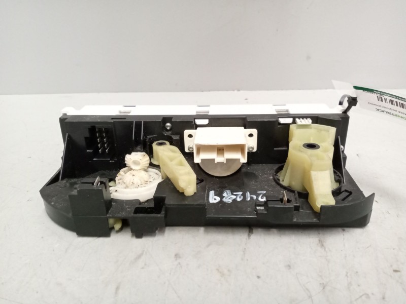 Recambio de mando calefaccion / aire acondicionado para iveco stralis (as) 10.3 diesel referencia OEM IAM 5801656009  
