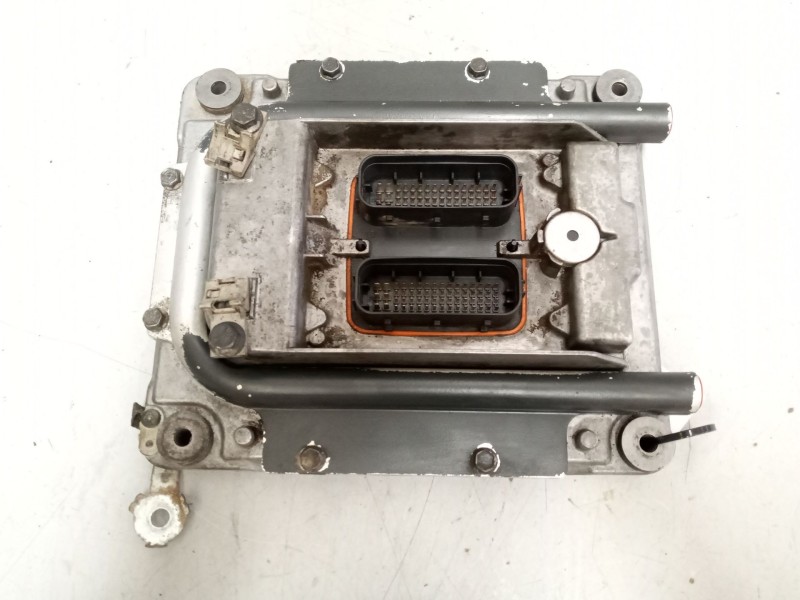 Recambio de centralita motor edc para renault premium distribution 10.8 diesel referencia OEM IAM 21300122  