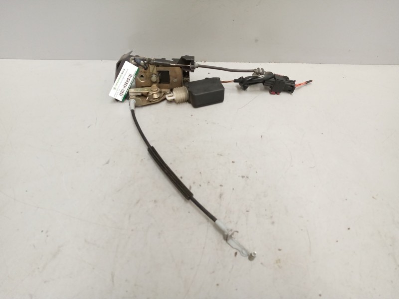 Recambio de cerradura puerta delantera izquierda para volvo fl xxx 7.2 diesel referencia OEM IAM 20864256  