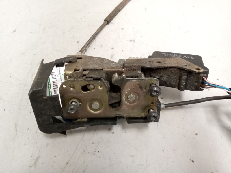 Recambio de cerradura puerta delantera izquierda para volvo fl xxx 7.2 diesel referencia OEM IAM 20864256  