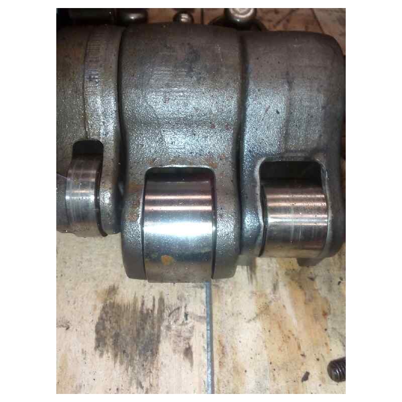 Recambio de eje balancines para renault magnum ab 2005 cabina adel.tractor semirr. 4x2 4xx.18 gran espacio referencia OEM IAM   