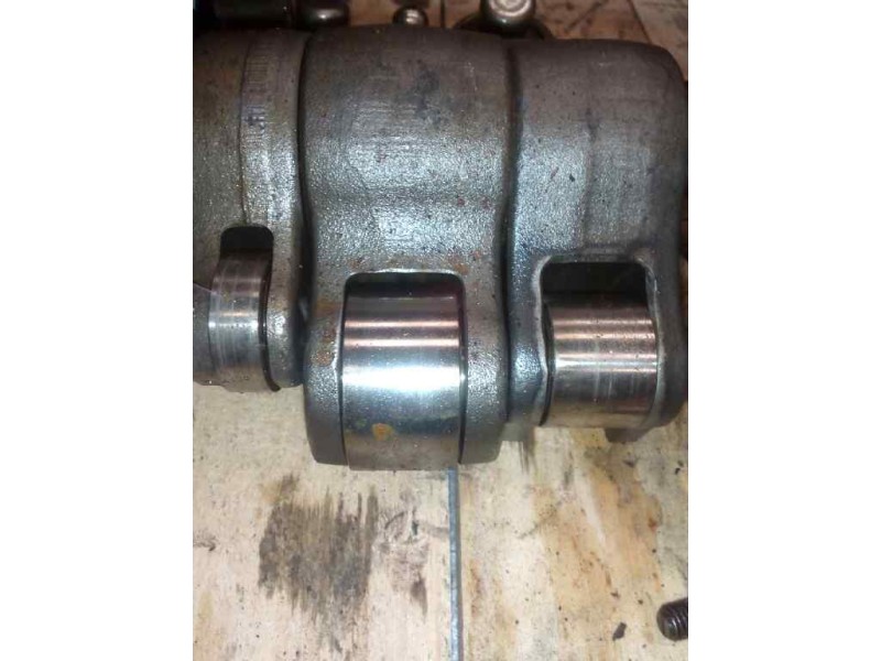 Recambio de eje balancines para renault magnum ab 2005 cabina adel.tractor semirr. 4x2 4xx.18 gran espacio referencia OEM IAM   