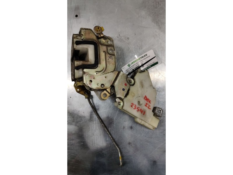 Recambio de cerradura puerta delantera izquierda para nissan vanette cargo (hc23) furg. referencia OEM IAM 8055361U06  