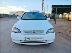 opel astra g berlina del año 2002