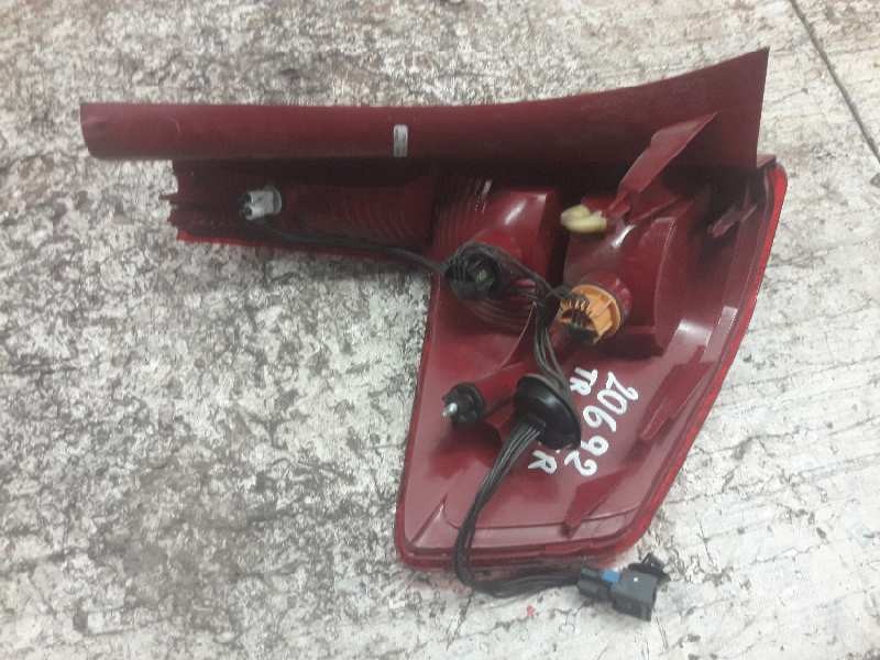 Recambio de piloto trasero derecho para citroen c4 berlina collection referencia OEM IAM   