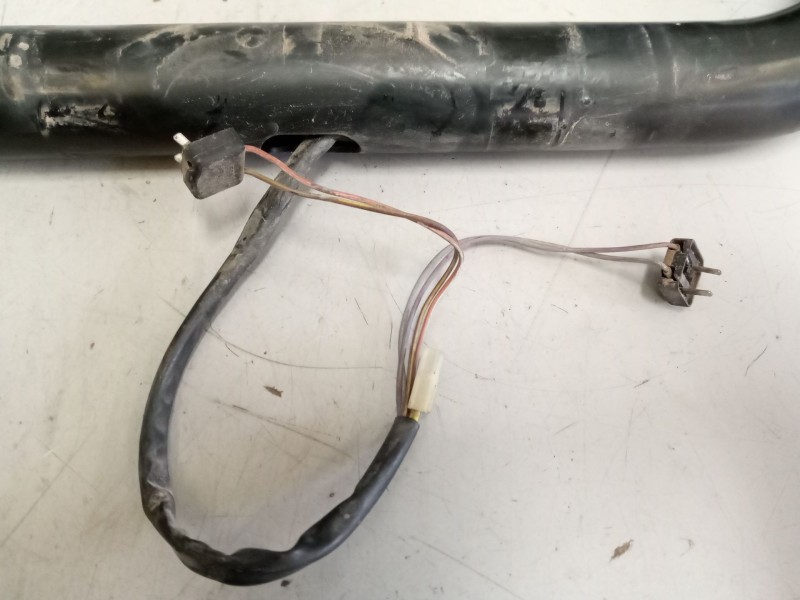 Recambio de brazo retrovisor izquierdo para daf serie xf105.xxx 12.9 diesel referencia OEM IAM 1812867  