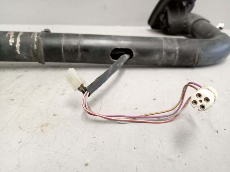 Recambio de brazo retrovisor derecho para daf serie xf105.xxx 12.9 diesel referencia OEM IAM 1812867  