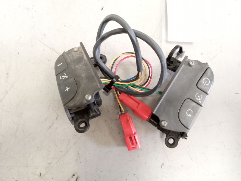 Recambio de mando volante para volvo fl xxx 7.2 diesel referencia OEM IAM 20857836  