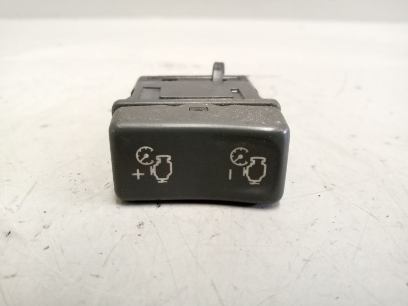 Recambio de interruptor para volvo fl xxx 7.2 diesel referencia OEM IAM 5010645072  