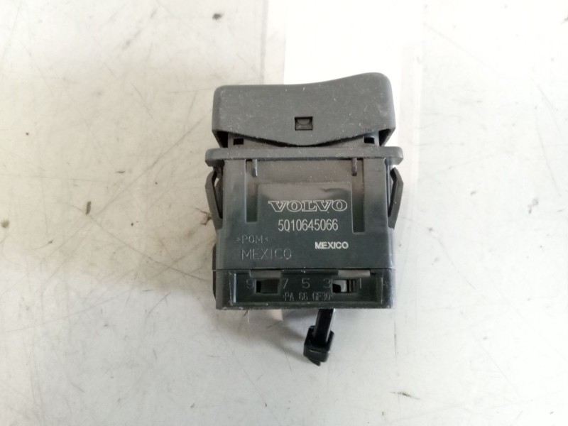 Recambio de interruptor para volvo fl xxx 7.2 diesel referencia OEM IAM 5010645066  
