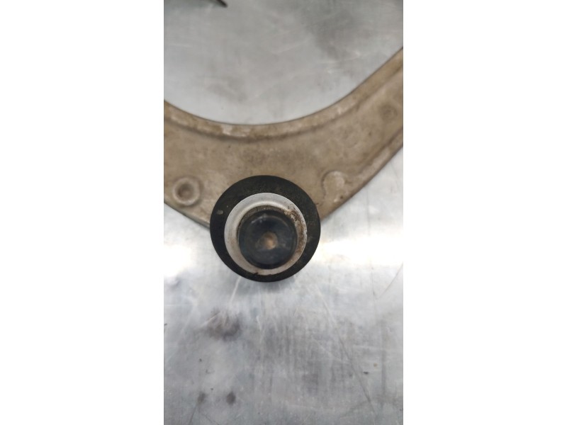 Recambio de brazo suspension superior delantero derecho para bmw x5 (e70) xdrive 30 d referencia OEM IAM   