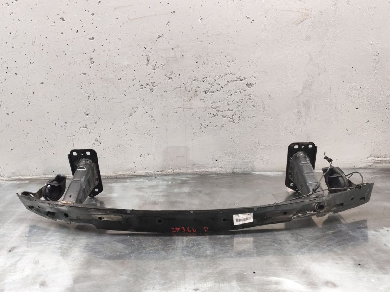 Recambio de refuerzo paragolpes delantero para bmw 1 (e81) 118 d referencia OEM IAM   