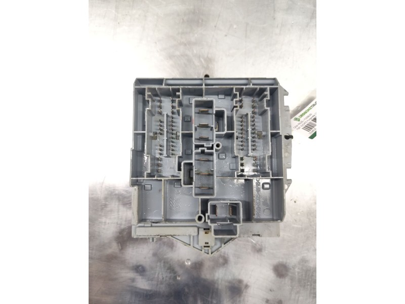 Recambio de caja reles / fusibles para fiat ducato furgoneta (244_) 2.8 td referencia OEM IAM 1332044080  