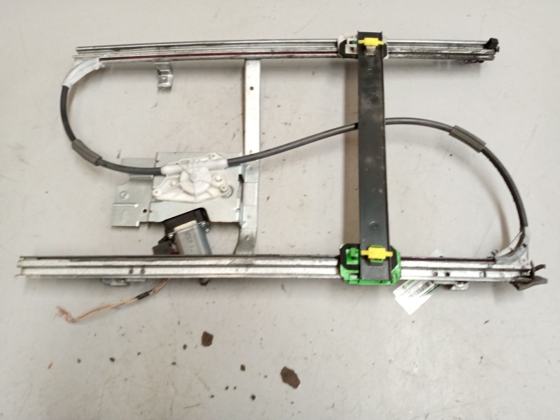 Recambio de elevalunas delantero derecho para volvo fl xxx 7.2 diesel referencia OEM IAM 20557554  