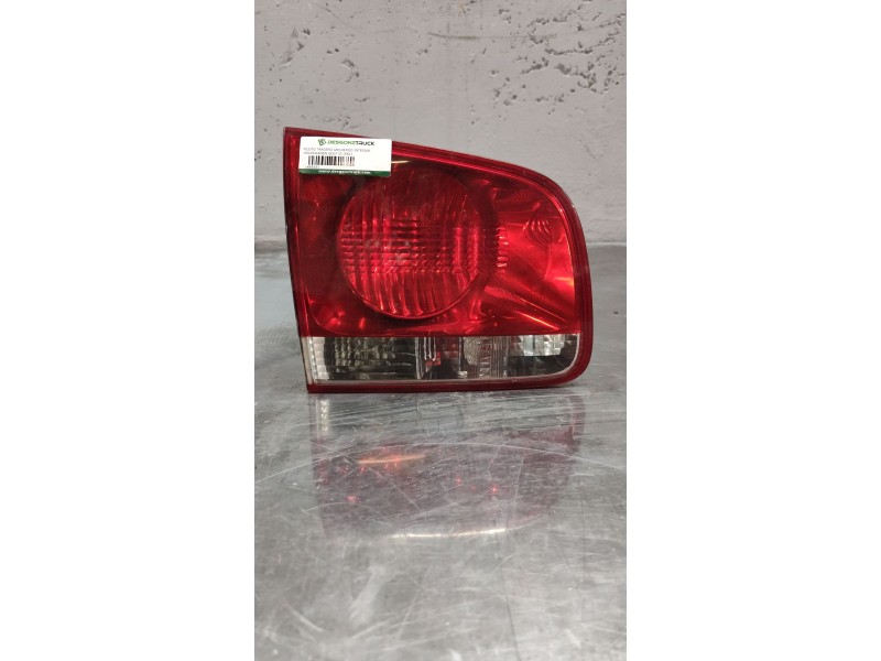 Recambio de piloto trasero izquierdo interior para volkswagen golf vi (5k1) 1.6 tdi referencia OEM IAM   