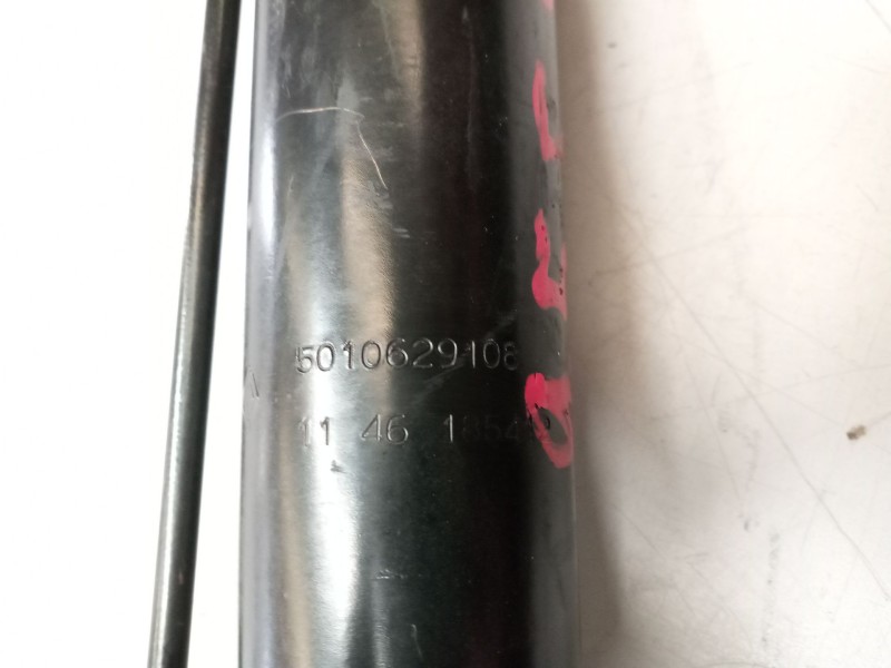 Recambio de brazo elevacion cabina para renault magnum ab diesel referencia OEM IAM 50106299108  