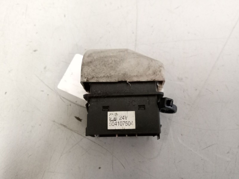 Recambio de mando cambio automatico para iveco stralis (as) 12.9 diesel referencia OEM IAM 504107504  