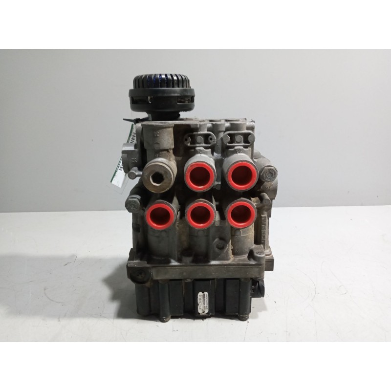 Recambio de valvula aire para renault hr xxx.18/26 premium 01  11.1 diesel referencia OEM IAM 4729051160  