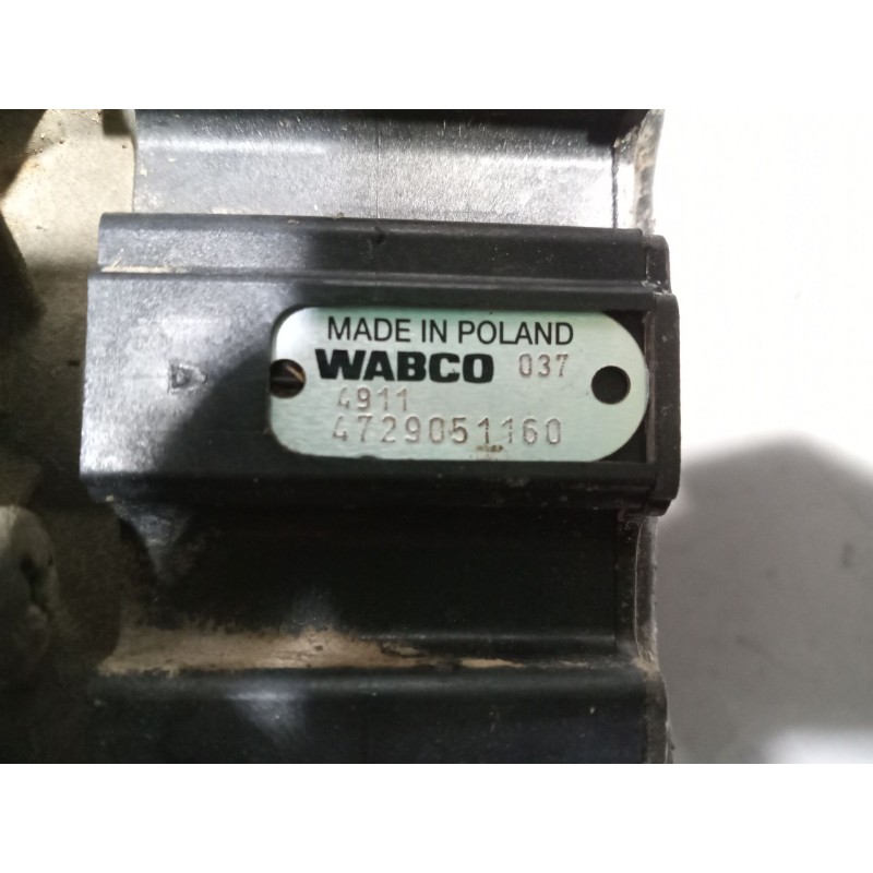 Recambio de valvula aire para renault hr xxx.18/26 premium 01  11.1 diesel referencia OEM IAM 4729051160  