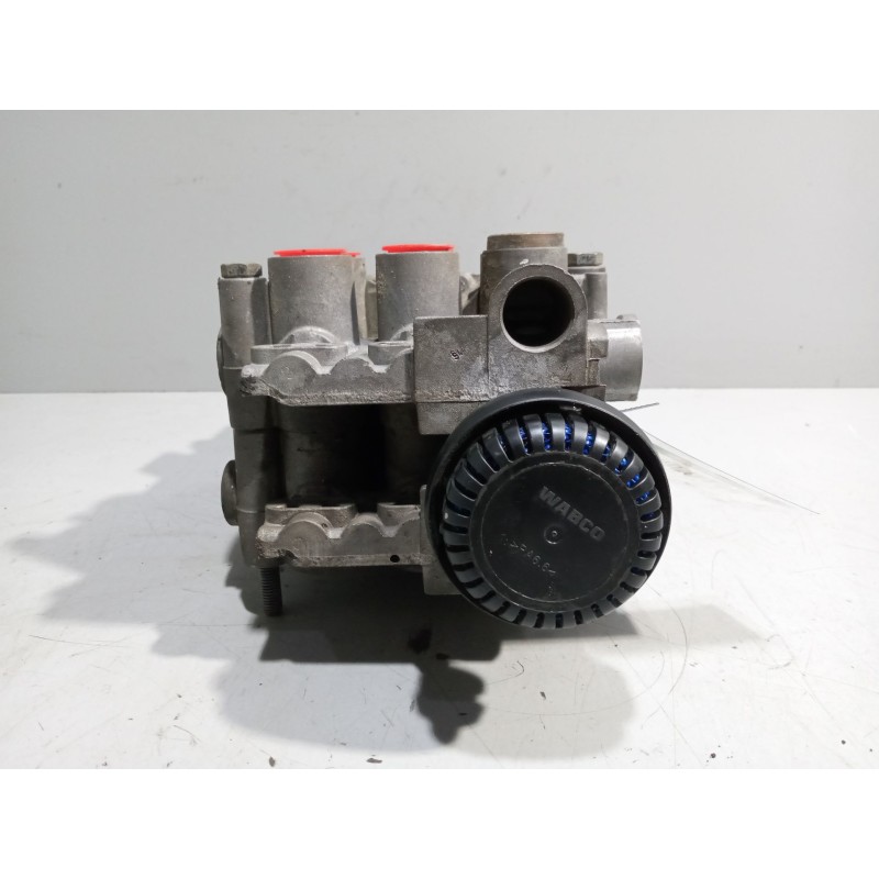 Recambio de valvula aire para renault hr xxx.18/26 premium 01  11.1 diesel referencia OEM IAM 4729051160  