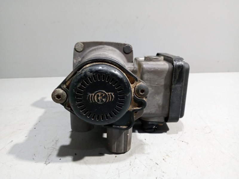 Recambio de valvula aire para man tgx 18.xxx 12.4 diesel referencia OEM IAM 81523016212  K000917