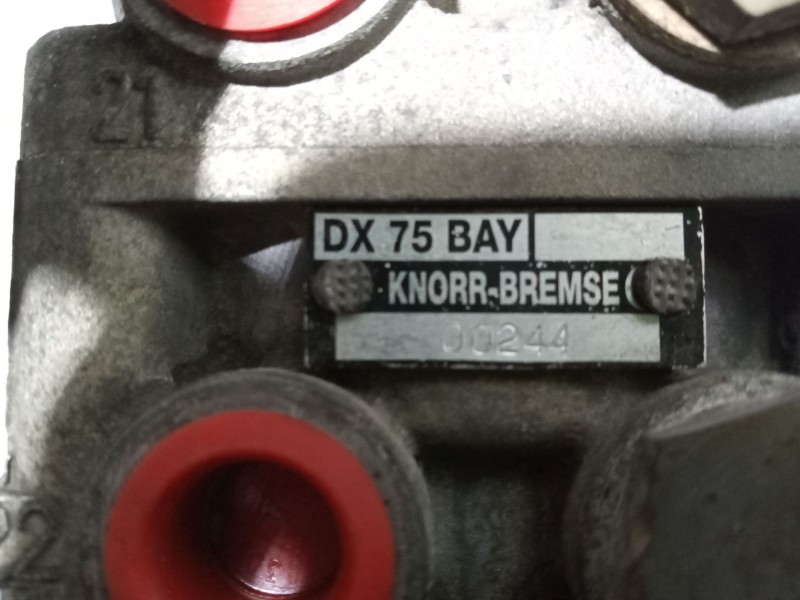 Recambio de valvula aire para iveco eurocargo 5.9 diesel referencia OEM IAM 99435640 dx75bay 500317963