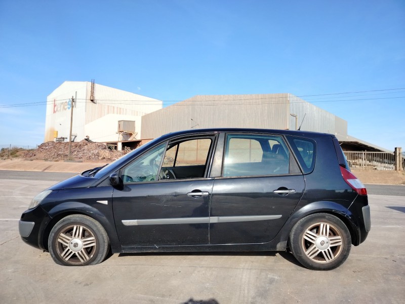 renault scenic ii del año 2004